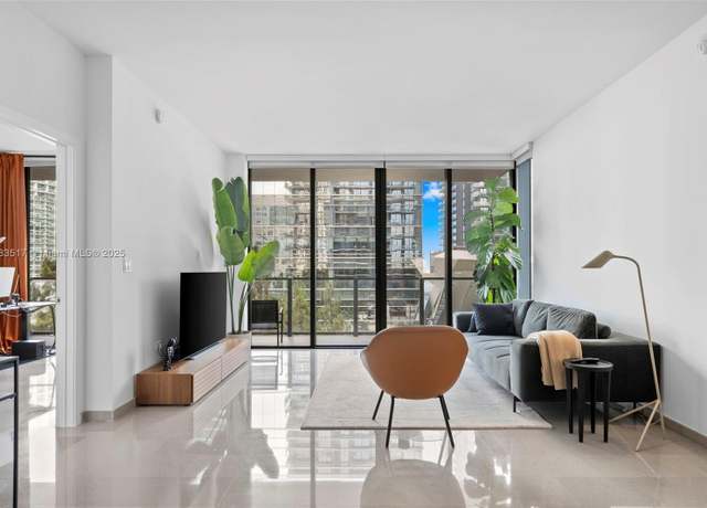 Property at 88 SW 7th St #809, Miami, FL 33130, 2 beds, 2.5 baths