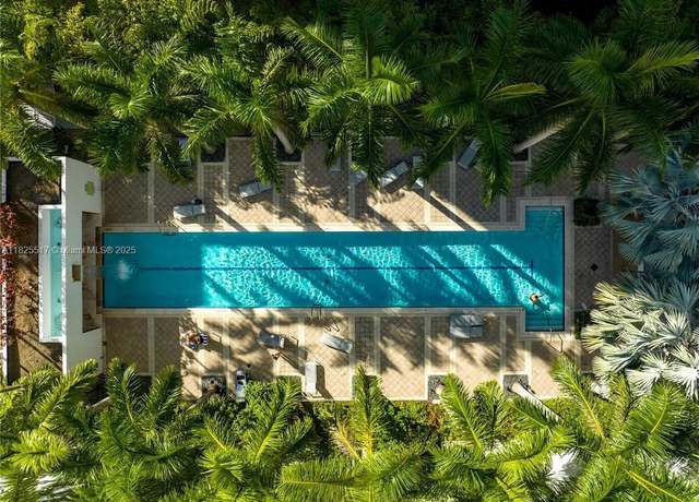 Property at 133 NE 2nd Ave #1410, Miami, FL 33132, 1 bed, 1 bath