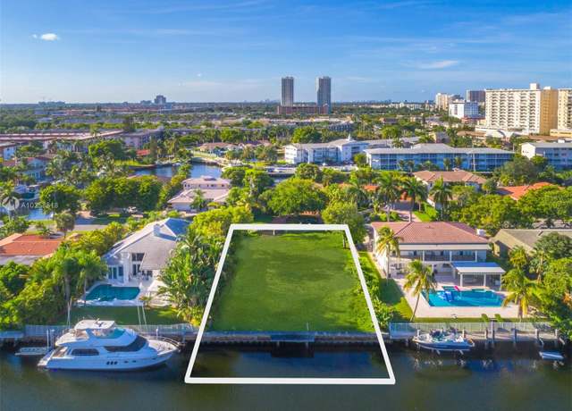 Property at 479 Tamarind Dr, Hallandale Beach, FL 33009