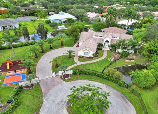 Property at 16301 SW 62nd St, Southwest Ranches, FL 33331, 8 beds, 4 baths
