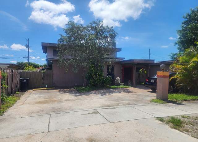 Property at 935 SW 72nd Ave, Miami, FL 33144, 3 beds, 3 baths