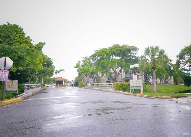 Property at 6301 N Falls Cir Dr #307, Lauderhill, FL 33319, 3 beds, 2 baths