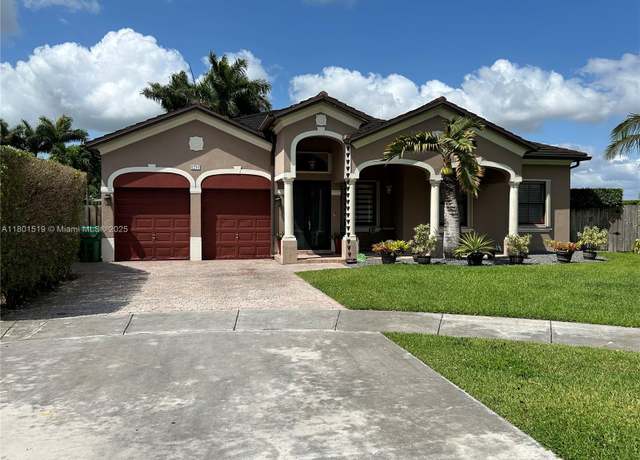 Property at 8216 SW 166th Pl, Miami, FL 33193, 4 beds, 3 baths