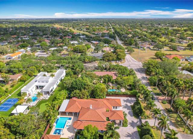 Property at 9700 SW 136th St, Miami, FL 33176, 5 beds, 4 baths