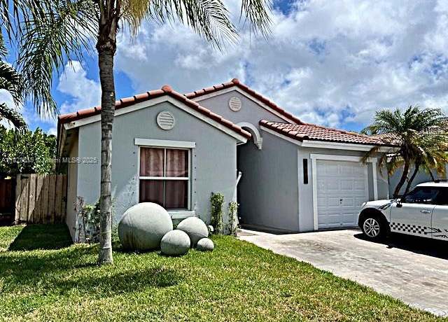Property at 1988 SE 12th St, Homestead, FL 33035, 3 beds, 2 baths