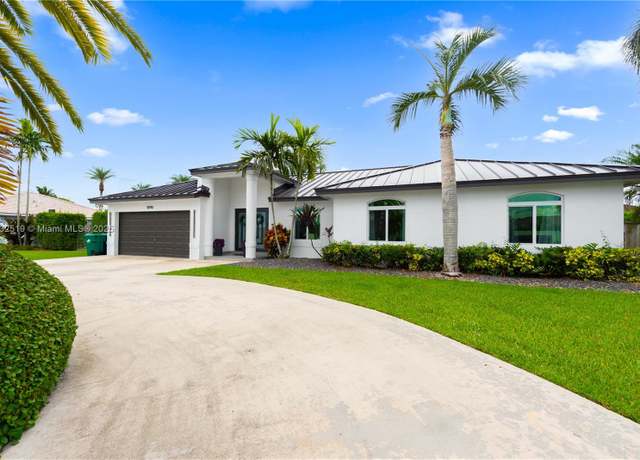 Property at 18740 SW 297th St, Homestead, FL 33030, 3 beds, 2 baths