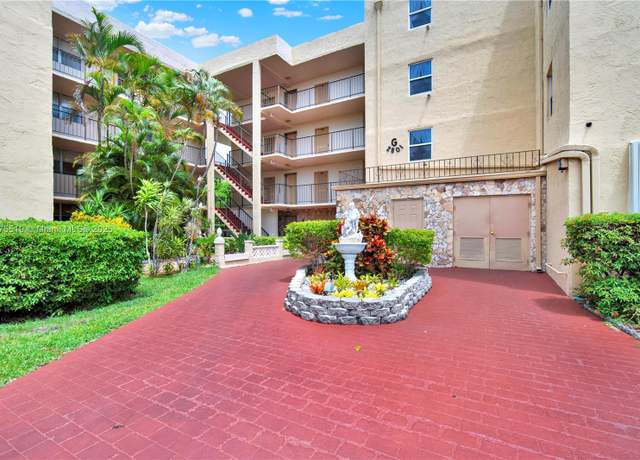 Property at 2801 Somerset Dr #411, Lauderdale Lakes, FL 33311, 2 beds, 2 baths