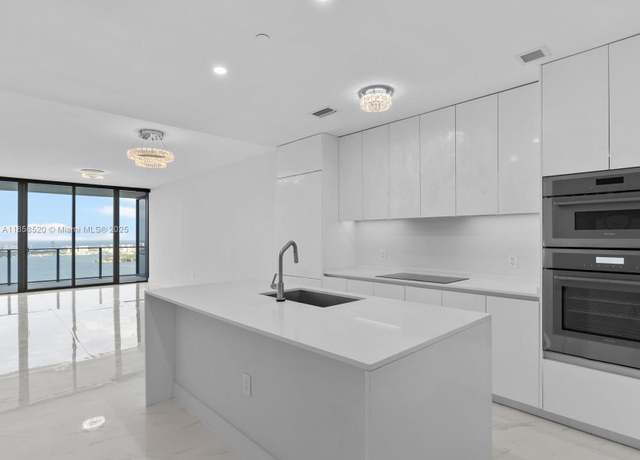 Property at 700 NE 24 St #4906, Miami, FL 33137, 3 beds, 3 baths