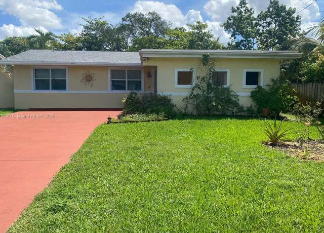 Property at 1960 SW 28th Way, Fort Lauderdale, FL 33312, 3 beds, 2 baths