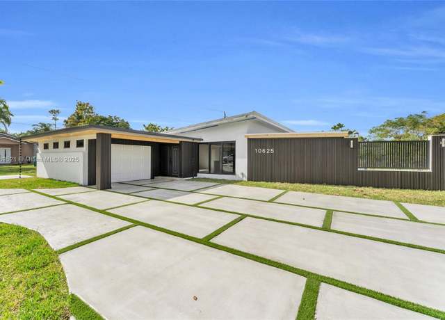 Property at 10625 SW 112th St, Miami, FL 33176, 3 beds, 2 baths