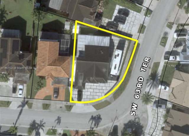Property at 15599 SW 63rd Ter, Miami, FL 33193, 3 beds, 2 baths