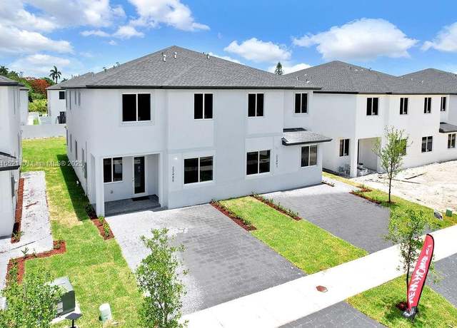 Property at 22490 SW 124 Ct Unit A, Miami, FL 33170, 5 beds, 4 baths
