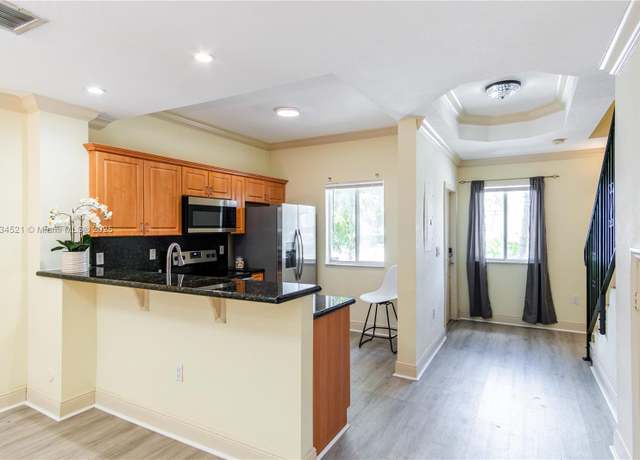 Property at 11647 NE 18th Dr #11647, North Miami, FL 33181, 2 beds, 1.5 baths