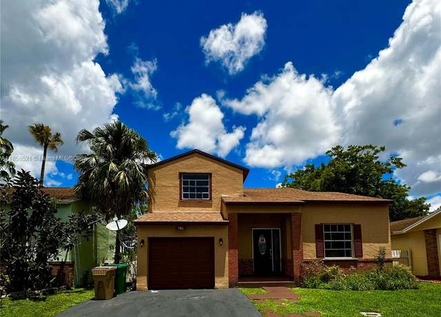 Property at 506 Danville Ter, Davie, FL 33325, 3 beds, 2 baths