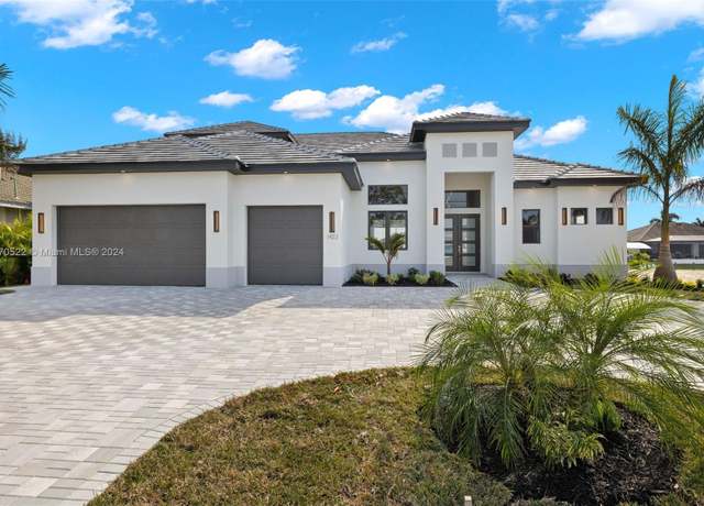Property at 1422 Mohawk Pkwy, Cape Coral, FL 33914, 4 beds, 4.5 baths