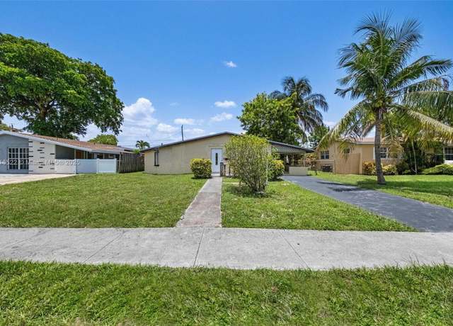 Property at 2130 Acapulco Dr, Miramar, FL 33023, 3 beds, 2 baths
