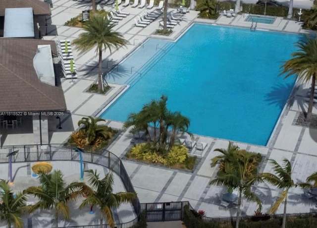 Property at 8001 NW 41st St Unit F-112, Doral, FL 33166, 4 beds, 3 baths