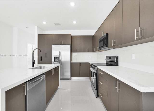 Property at 28841 SW 162nd Ave Unit A, Miami, FL 33033, 5 beds, 4 baths