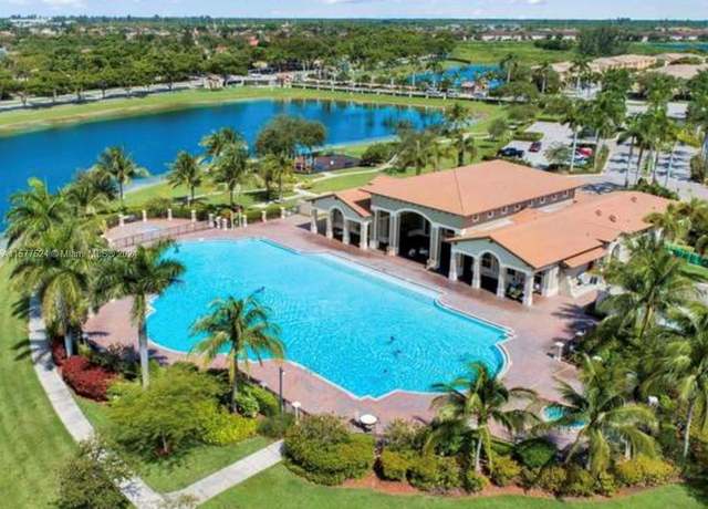 Property at 22631 SW 88th Pl Unit 5-18, Cutler Bay, FL 33190, 2 beds, 2.5 baths