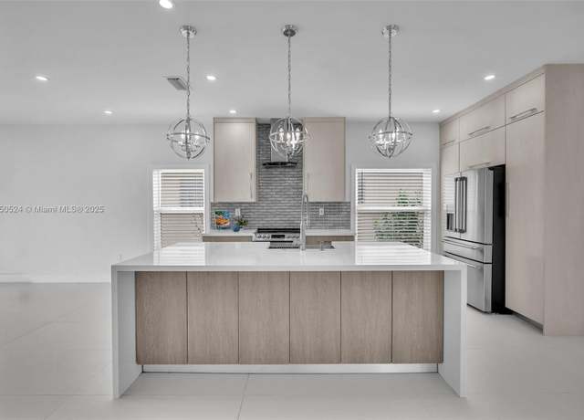 Property at 16420 Sapphire St, Weston, FL 33331, 3 beds, 2 baths