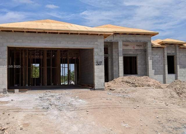Property at 2607 E 15th St, Other City - In The State Of Florida, FL 33972, 4 beds, 2 baths