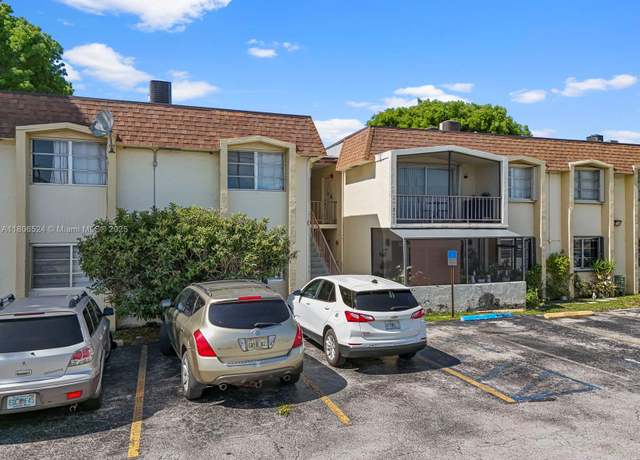 Property at 7825 Miller Dr Unit C212, Miami, FL 33155, 3 beds, 2 baths
