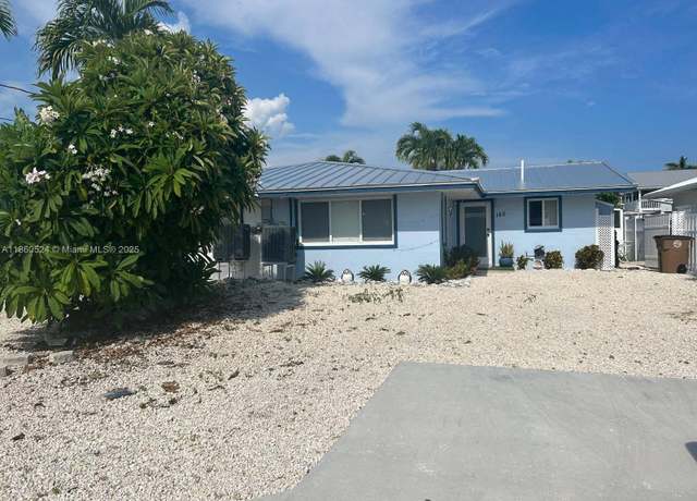 Property at 160 10th St, Marathon, FL 33051, 2 beds, 2 baths