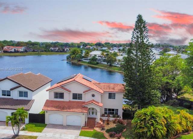Property at 15490 SW 47th St, Miami, FL 33185, 4 beds, 2.5 baths