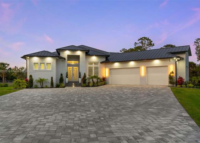 Property at 431 16th Ave NE, Naples, FL 34120, 3 beds, 3 baths