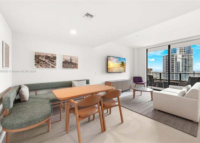Property at 601 NE 1st Ave #4011, Miami, FL 33132, 1 bed, 1 bath