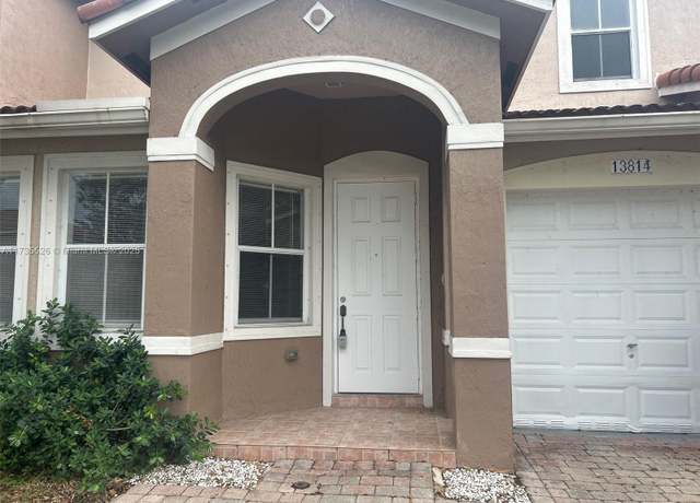 Property at 13814 SW 276th St Unit -, Homestead, FL 33032, 3 beds, 2.5 baths