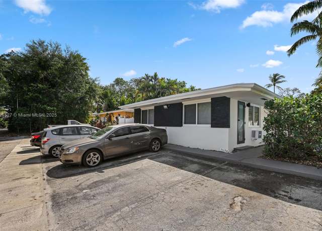 Property at 1634 NE 4th Pl, Fort Lauderdale, FL 33301, 18 beds, 14 baths