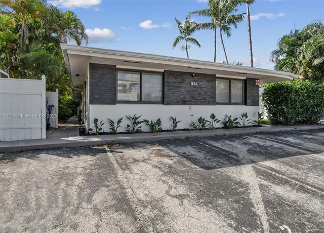 Property at 1634 NE 4th Pl, Fort Lauderdale, FL 33301, 18 beds, 14 baths
