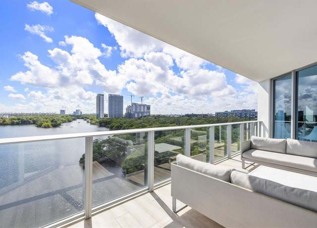 Property at 17111 Biscayne Blvd #706, North Miami Beach, FL 33160, 3 beds, 3.5 baths