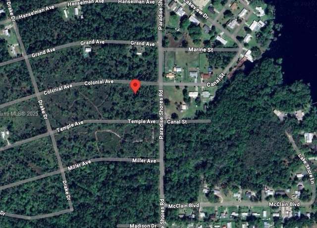 Property at 105 Colonial Ave, Cresent City, FL 32112