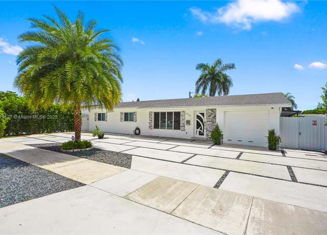 Property at 630 NW 16th St, Homestead, FL 33030, 3 beds, 2 baths