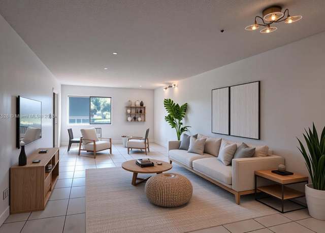 Property at 153 Lakeview Dr #101, Weston, FL 33326, 3 beds, 2 baths