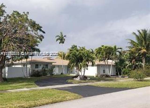 Property at 416 N Rainbow Dr, Hollywood, FL 33021, 5 beds, 3 baths