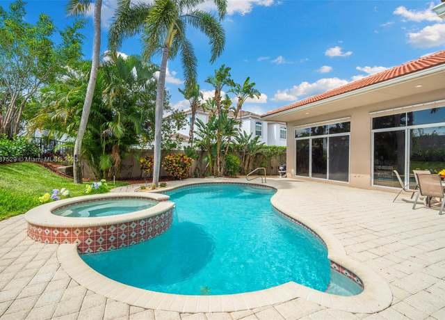 Property at 6071 NW 43rd Ter, Boca Raton, FL 33496, 3 beds, 2.5 baths