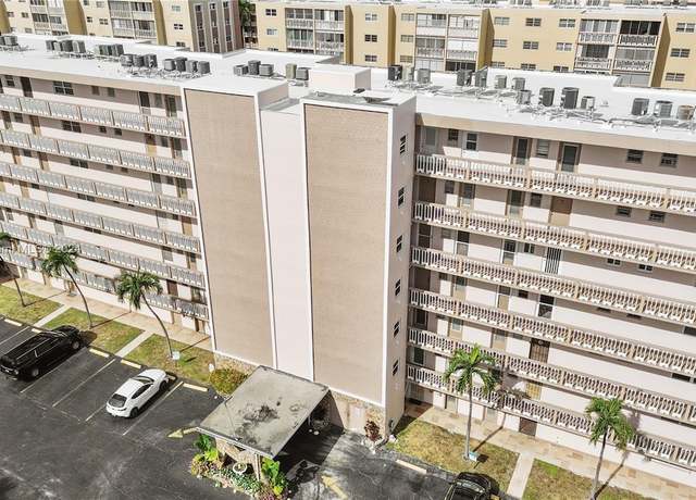 Property at 421 NE 14th Ave #203, Hallandale Beach, FL 33009, 1 bed, 1.5 baths