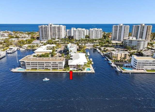 Property at 3110 NE 29th St #5, Fort Lauderdale, FL 33308, 2 beds, 2 baths