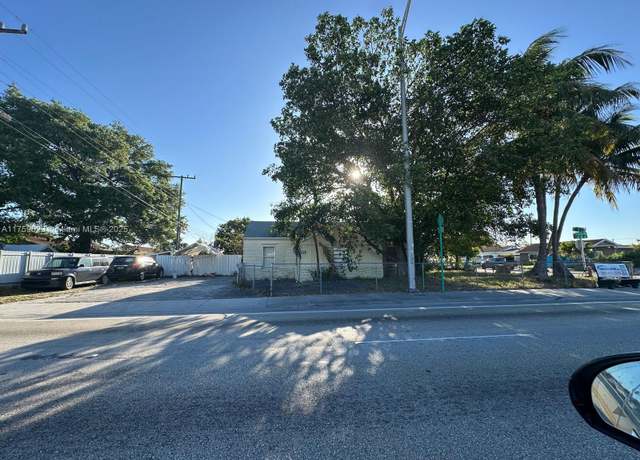 Property at 141 SE 8th Ave, Hialeah, FL 33010, 3 beds, 1 bath