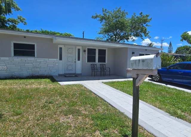 Property at 7740 NW 34th St, Davie, FL 33024, 3 beds, 2 baths