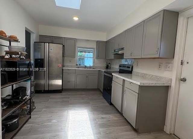 Property at 7740 NW 34th St, Davie, FL 33024, 3 beds, 2 baths