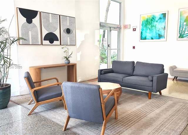 Property at 420 15th St #302, Miami Beach, FL 33139, 1 bath