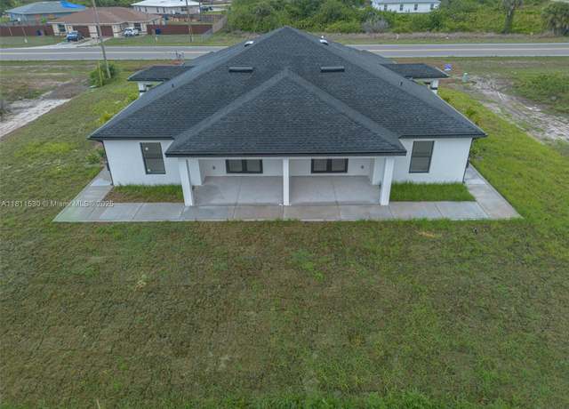 Property at 842 844 Alabama Rd S, Lehigh Acres, FL 33974, 6 beds, 4 baths