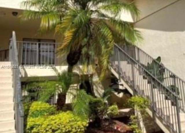 Property at 1442 Lake Crystal Dr Unit G, West Palm Beach, FL 33411, 2 beds, 2 baths