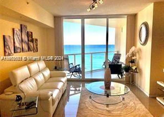 Property at 16699 Collins Ave #1705, Sunny Isles Beach, FL 33160, 1 bed, 1.5 baths