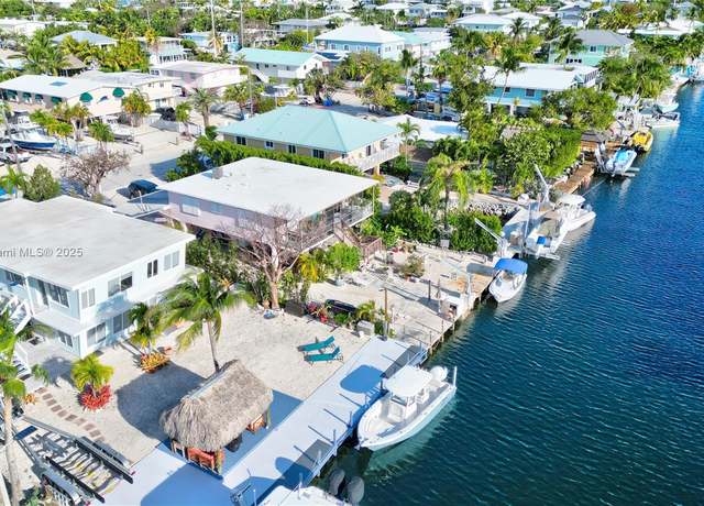 Property at 162 Azalea St, Plantation Key, FL 33070, 4 beds, 2 baths