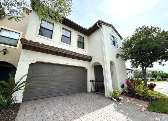 Property at 12490 NW 33rd St, Sunrise, FL 33323, 3 beds, 2.5 baths